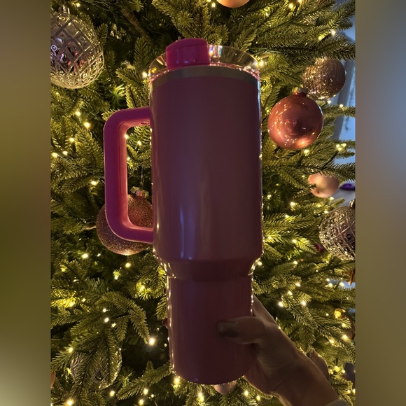 NWT! STARBUCKS X STANLEY pink shimmer/glitter 40 oz tumbler/cup - Picture 2 of 4